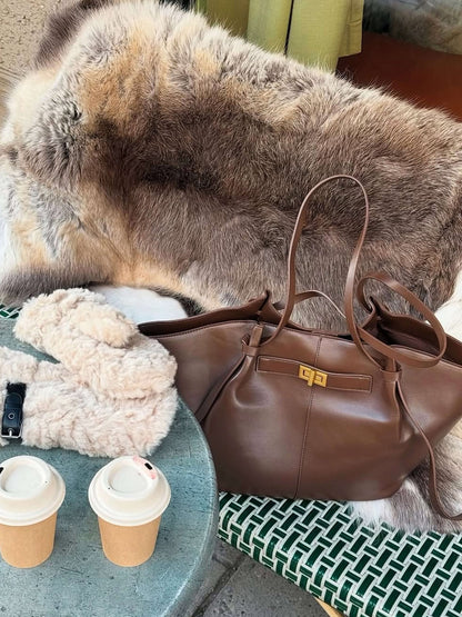 Damentasche Tote Bag Kunstleder trapezförmig mit Henkeln und Riegelverschluss